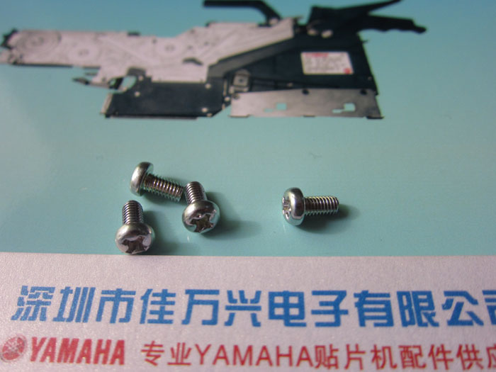 雅马哈ZS 8MM-104MM 板卡底板螺丝